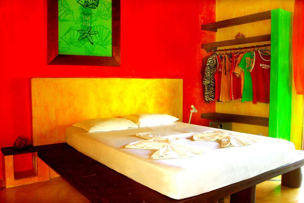 Ibiscus Pousada Sem Cafe Jijoca de Jericoacoara Rum bild